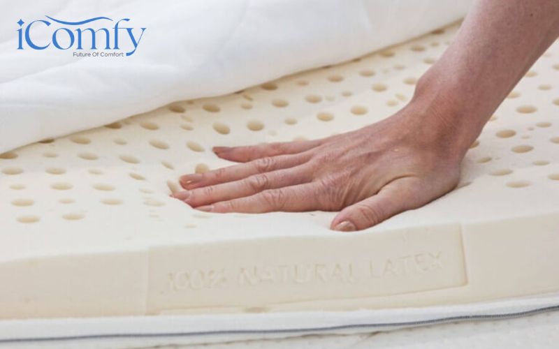 Nên chọn nệm memory foam hay nệm cao su? 2 Nệm cao su là loại nệm vô cùng phổ biến