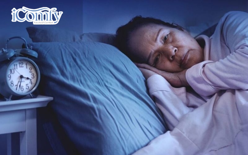 Hướng dẫn cách chọn gối cho người lớn tuổi giúp cải thiện giấc ngủ 2 Gối có độ cao và độ đàn hồi phù hợp sẽ nâng đỡ đầu, cổ và vai đúng tư thế