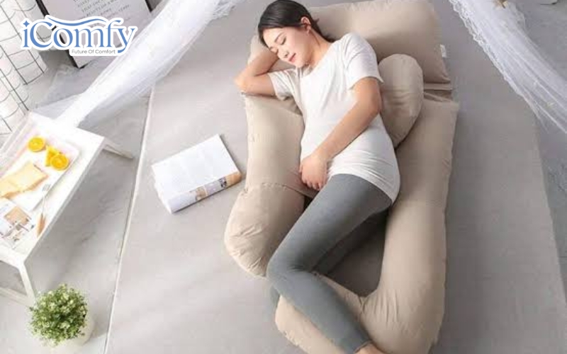 Cách lựa chọn gối phù hợp giúp chăm sóc sức khỏe toàn diện 5 Gối bà bầu giúp nâng đỡ các vùng chịu tải, đồng thời hỗ trợ mẹ duy trì tư thế nằm nghiêng thoải mái hơn
