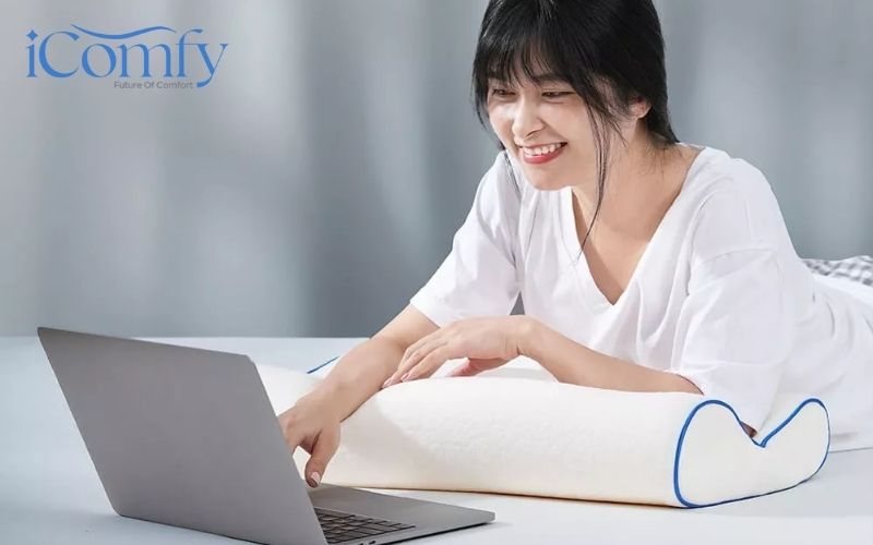 Nên sử dụng gối lồi lõm hay gối phẳng? Ưu và nhược điểm cho từng loại 11 Gối foam Comfy Sofy
