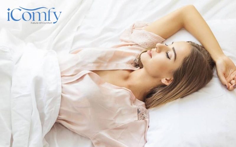 Nên sử dụng gối lồi lõm hay gối phẳng? Ưu và nhược điểm cho từng loại 8 Kích thước gối cũng là yếu tố quan trọng để hỗ trợ phần vai và cổ