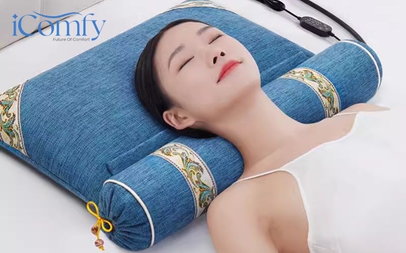 Gối ngải cứu – Bí quyết chăm sóc sức khỏe đơn giản, hiệu quả 3 Gối ngải cứu chườm nóng làm giảm những cơn đau nhức cổ vai gáy