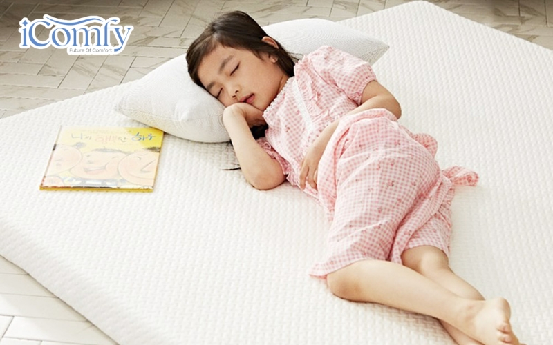 Có nên chọn nệm foam cho bé? TOP 10 mẫu nệm an toàn, chất lượng 10 Nệm foam thông thoáng không chỉ giúp trẻ mát mẻ mà còn hạn chế vi khuẩn