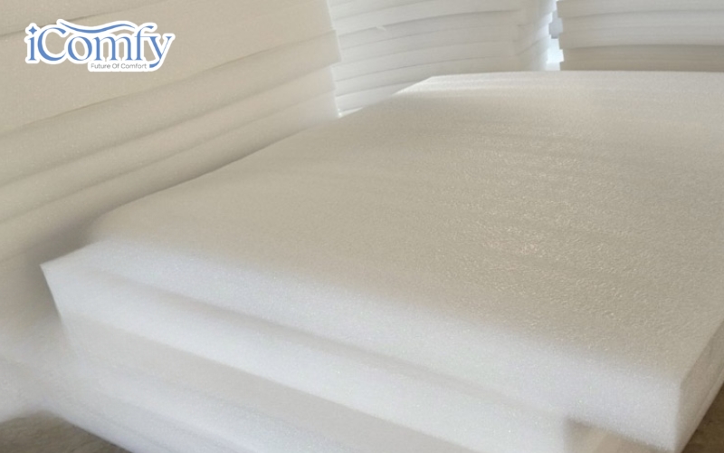 Đánh giá các loại nệm foam: Hướng dẫn chọn mua nệm phù hợp 3 PE Foam còn có ưu điểm là thân thiện với môi trường, có thể tái chế được và không gây ô nhiễm