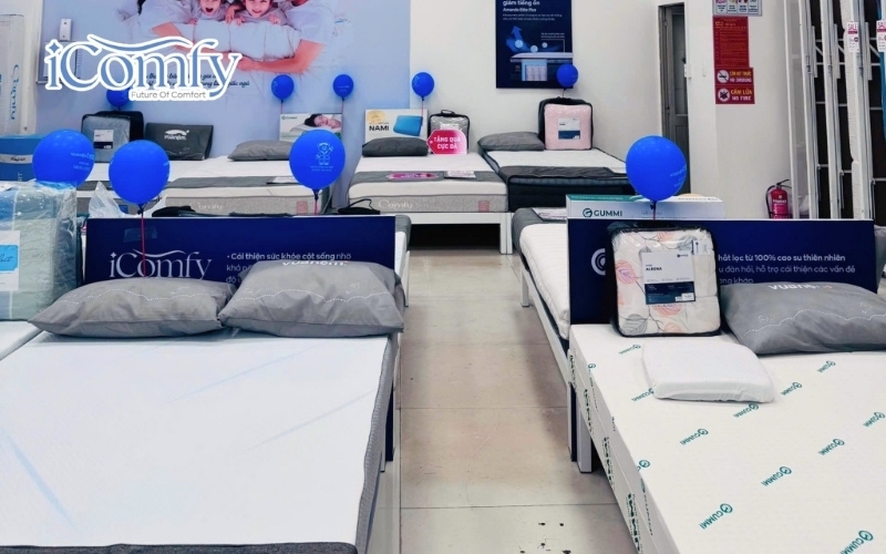 iComfy là lựa chọn được nhiều người tiêu dùng tin tưởng nhờ đa dạng các dòng nệm foam và phụ kiện chăm sóc giấc ngủ