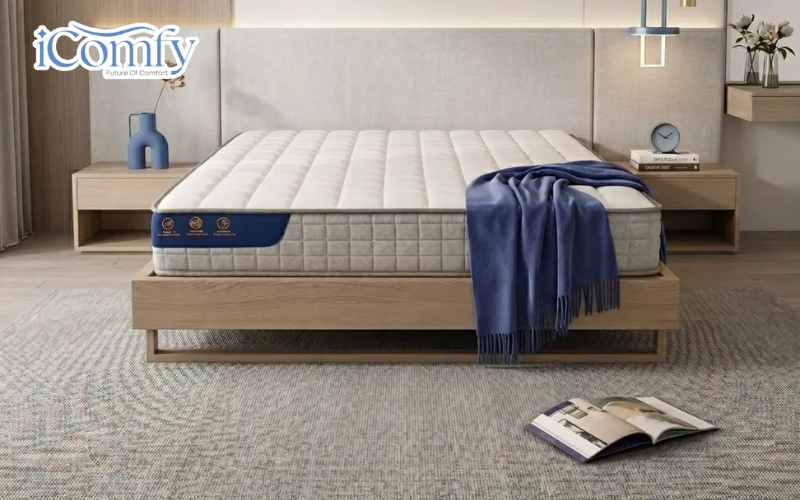 Độ dày không chỉ quyết định cảm giác nằm mà còn ảnh hưởng đến khả năng nâng đỡ, chiều cao tổng thể của giường