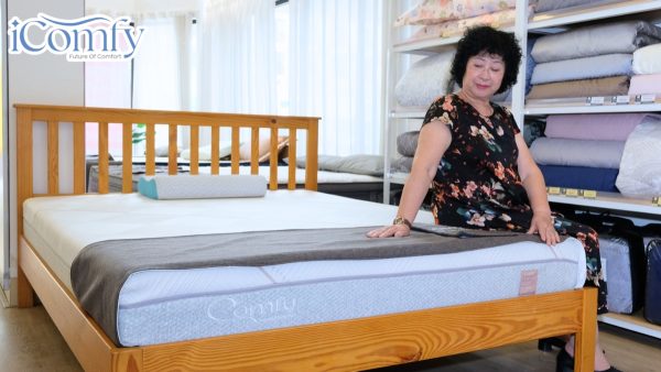 Bí quyết lựa chọn nệm cho người già tốt cho xương khớp