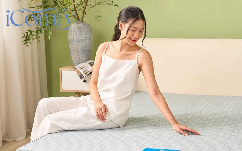 Lõi 100% sợi bông tinh khiết được ép khối bằng công nghệ hiện đại nên được nhiều người yêu thích