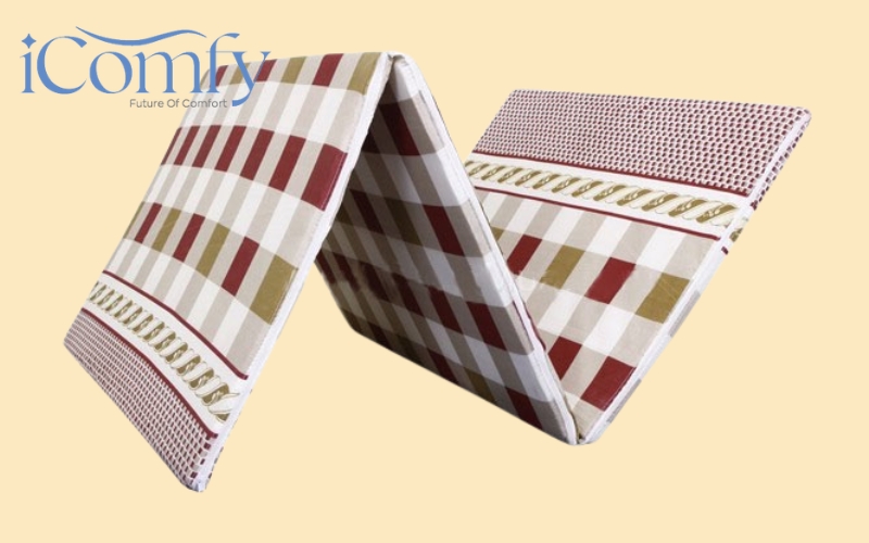 Đệm 3cm là dòng nệm mỏng, độ dày khoảng 3 phân, thiết kế gọn nhẹ, dễ gấp gọn