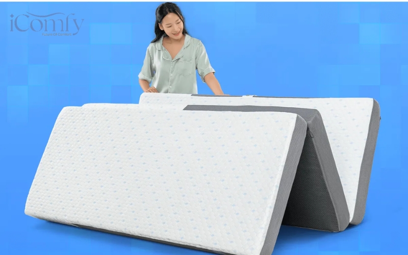 Thiết kế chia thành 3 khúc giúp nệm dễ dàng gấp gọn sau khi sử dụng