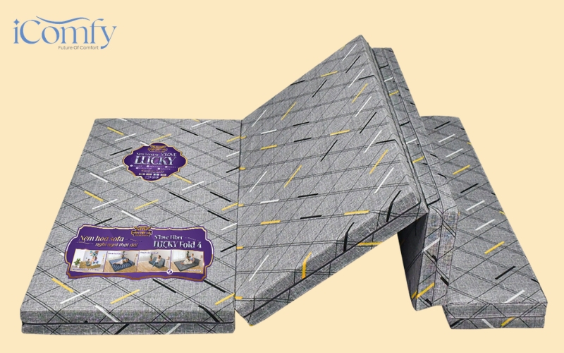 Nhờ thiết kế linh hoạt và khả năng gấp gọn tối đa, nệm gấp 4 tấm phù hợp với nhiều đối tượng