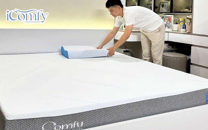 Ưu tiên các dòng nệm có xử lý kháng khuẩn hoặc thiết kế ít giữ ẩm sẽ giúp bảo vệ sức khỏe