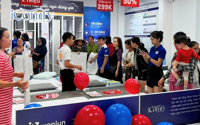 Nệm than hoạt tính: Đánh giá chi tiết, bảng giá, kinh nghiệm mua 10 iComfy có thể nằm thử để cảm nhận độ êm ái, khả năng nâng đỡ và độ thoáng mát của từng dòng nệm