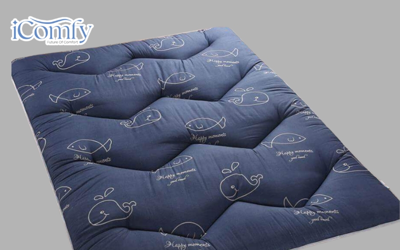 Nệm trải sàn kiểu Hàn Quốc - Xu hướng tiêu dùng thông minh 3 Thiết kế nằm sát mặt sàn giúp hạn chế nguy cơ té ngã khi ngủ hoặc di chuyển lên xuống giường