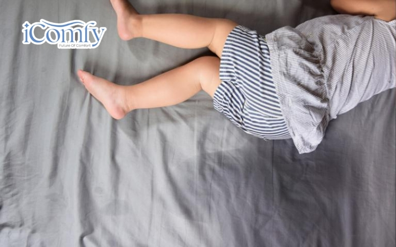 Sự cố đổ chất lỏng trong sinh hoạt hàng ngày