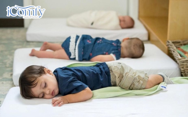 Khi chọn nệm cho trẻ mầm non, bố mẹ nên ưu tiên những tiêu chí quan trọng