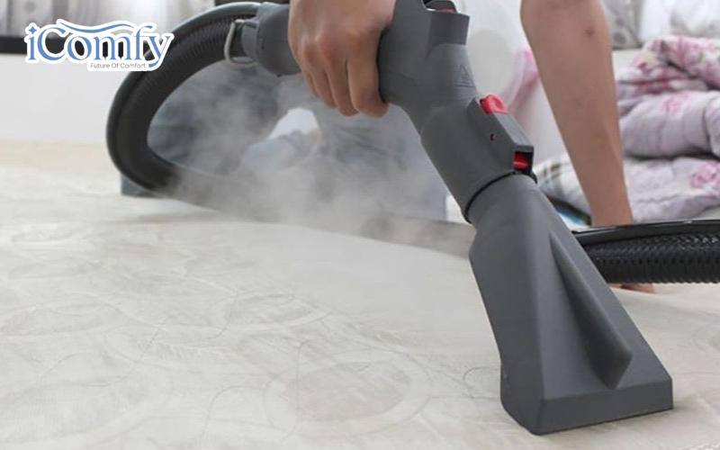 Hãy tháo vỏ nệm ra giặt sạch ít nhất 1 - 2 lần mỗi tháng