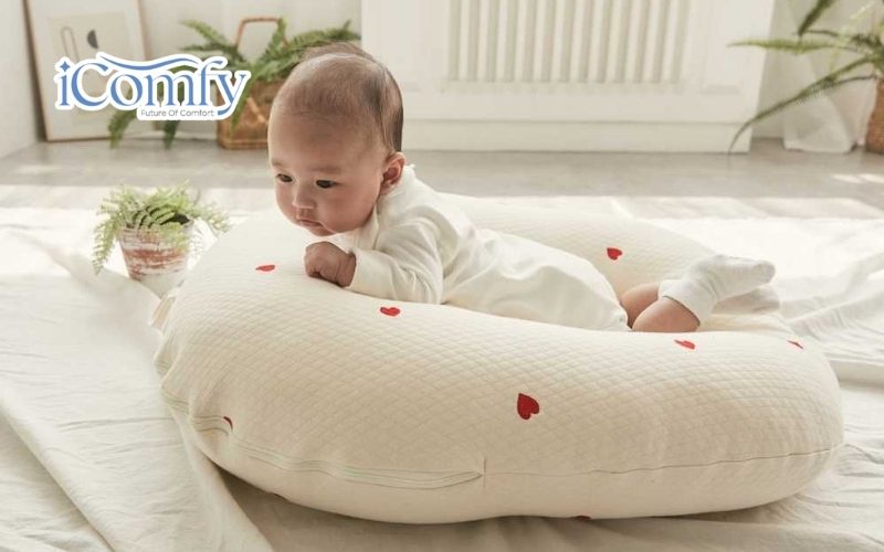 Các bước đặt bé sau khi bú no