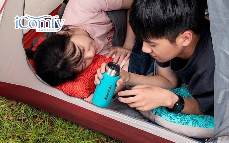Hướng dẫn sử dụng và gấp gọn gối du lịch vào hành lý