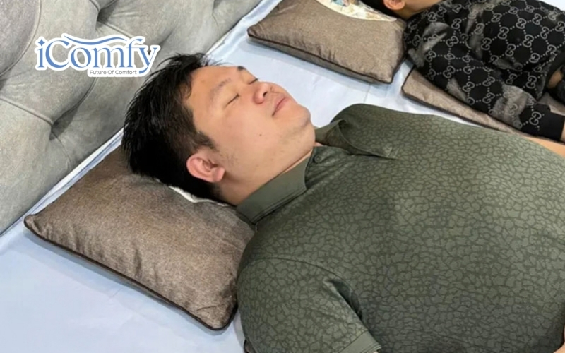 Gối sưởi điện có tốt không? Tìm hiểu đặc điểm, công dụng 3 Giảm co thắt cơ và hỗ trợ xoa dịu cơn đau thắt lưng, đau bụng kinh