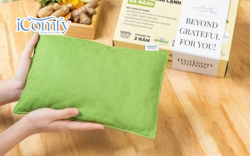 Gối sưởi điện có tốt không? Tìm hiểu đặc điểm, công dụng 8 Gối sưởi chườm thảo dược ngải cứu cắm điện Hapaku